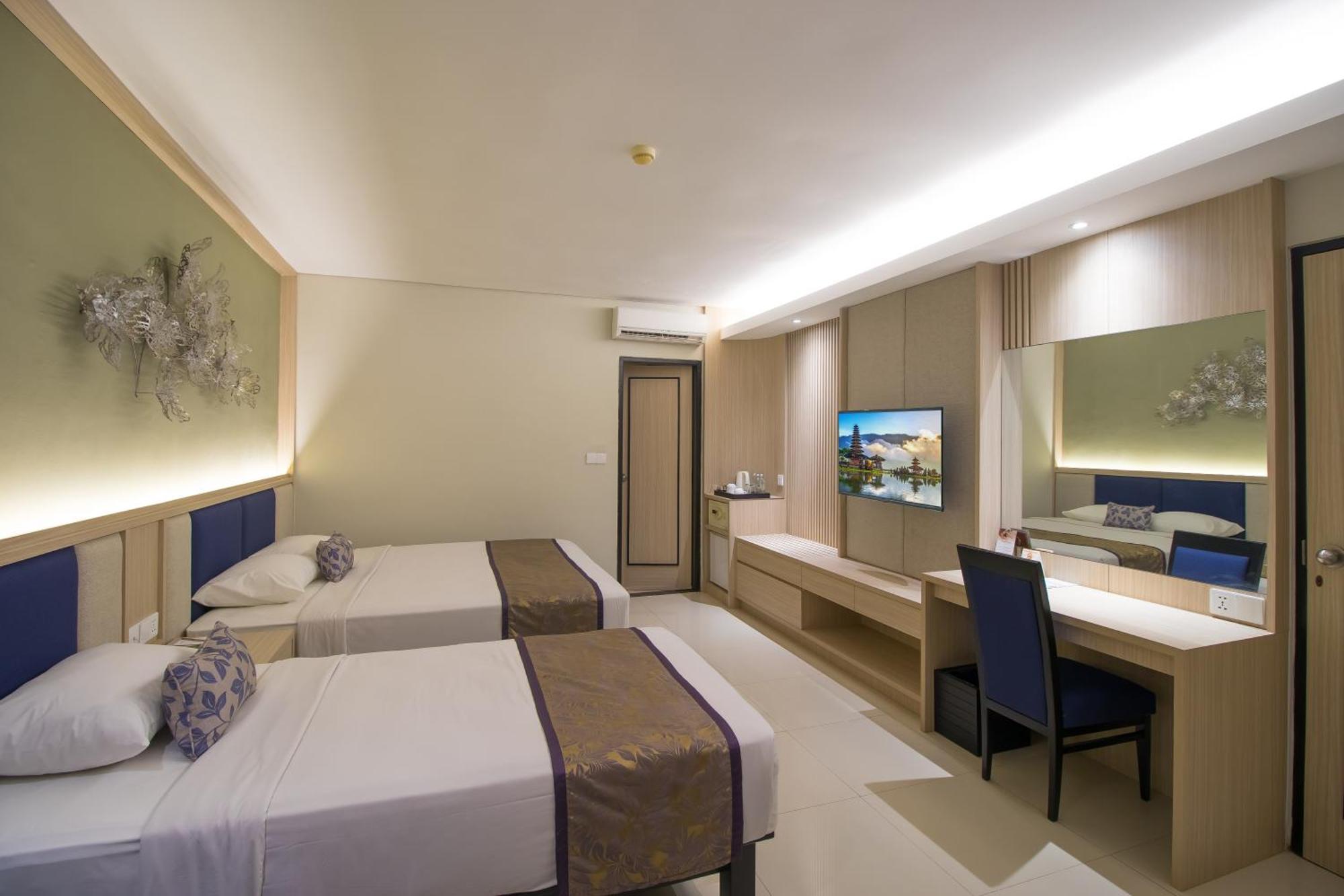 Deluxe Family Room