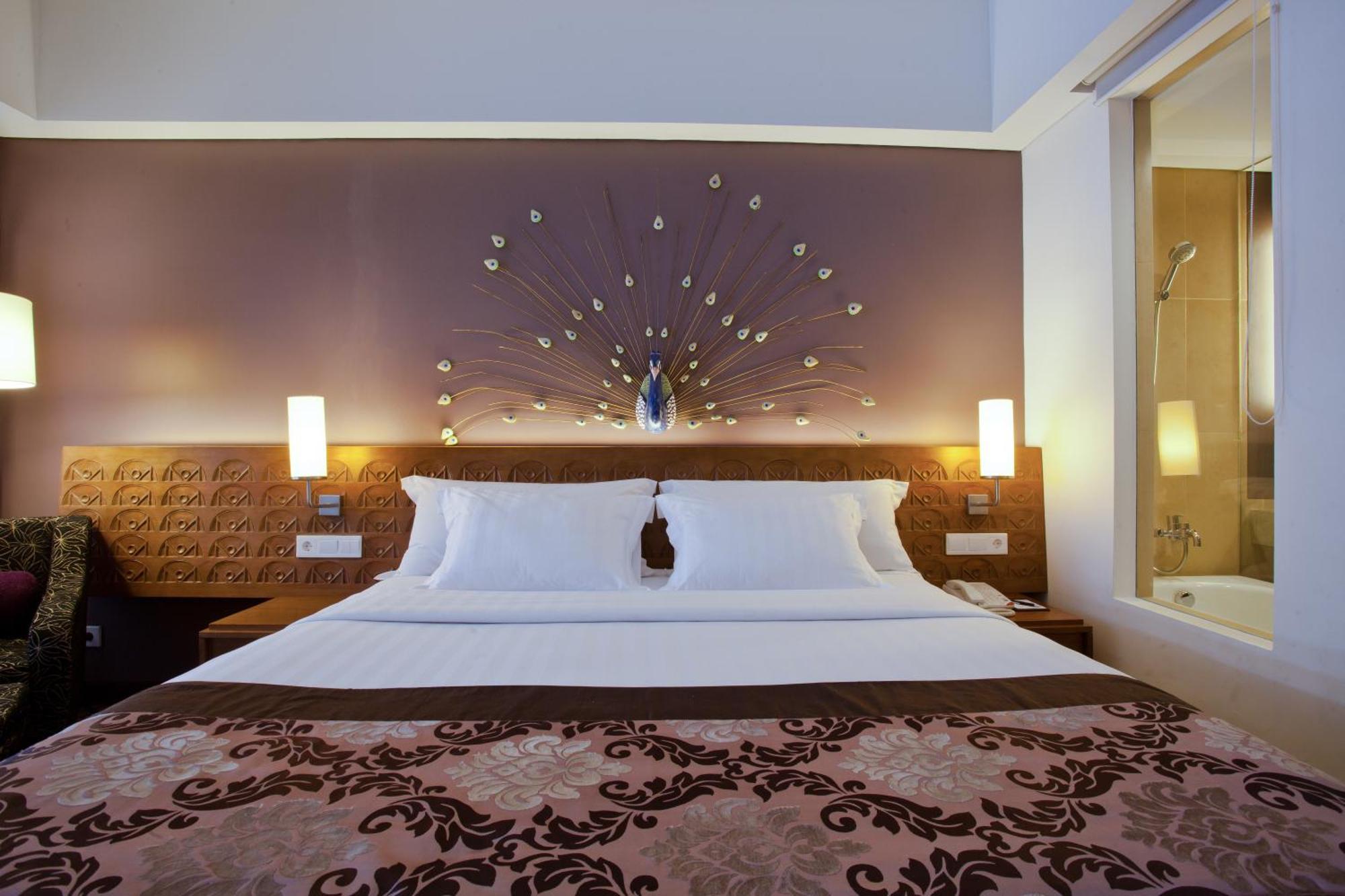 Deluxe Double or Twin Room Pool Access,688563750:JPEG