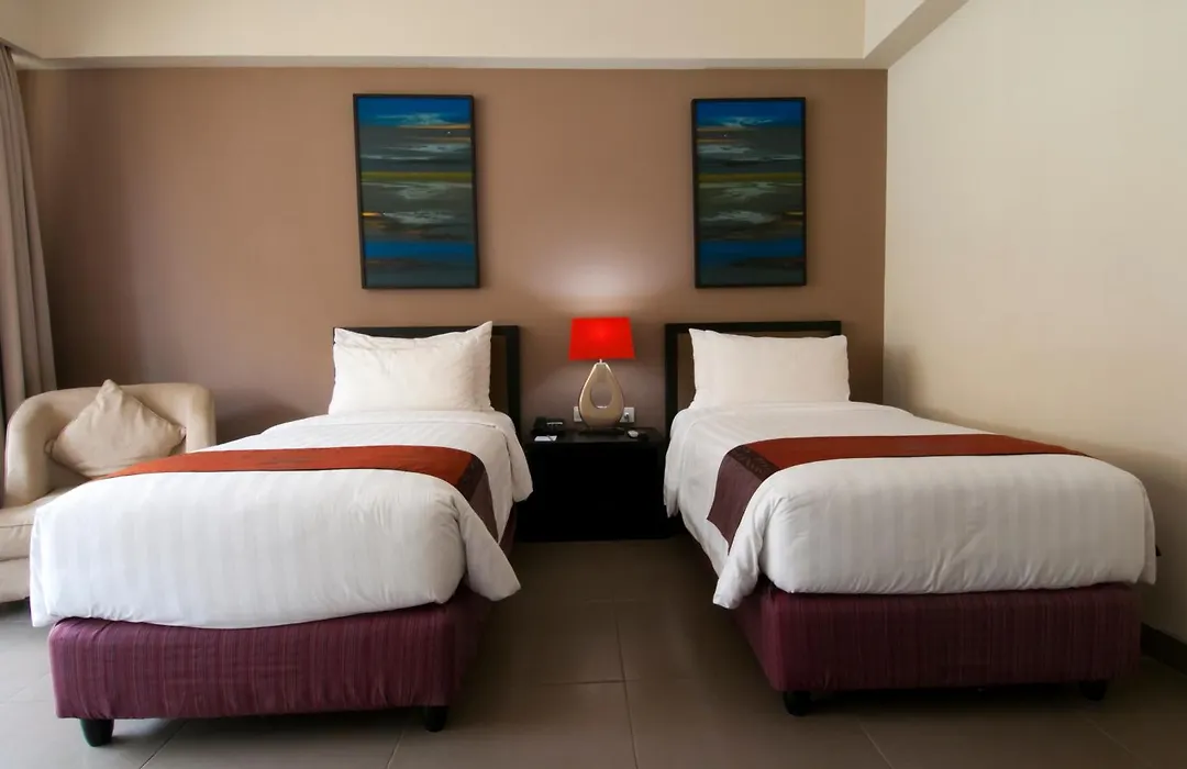 100 Sunset Kuta Hotel & Ballroom-1